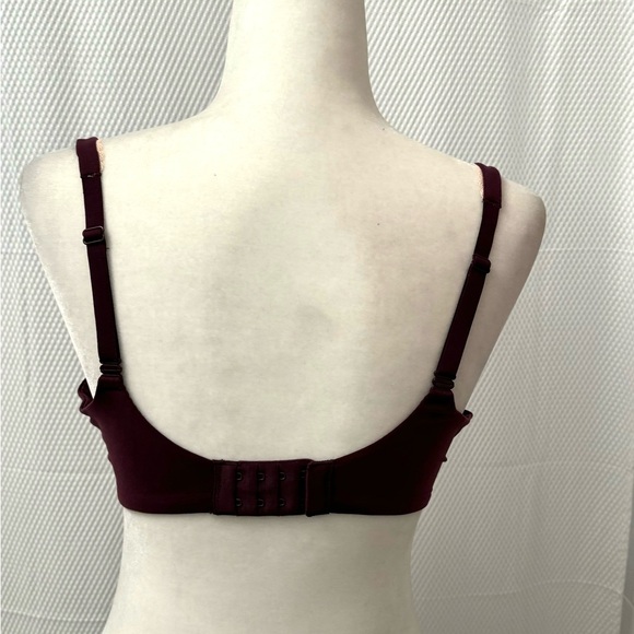 Victoria Secret. Body by Victoria Perfect Shape. 34DD burgundy. - Picture 7 of 9